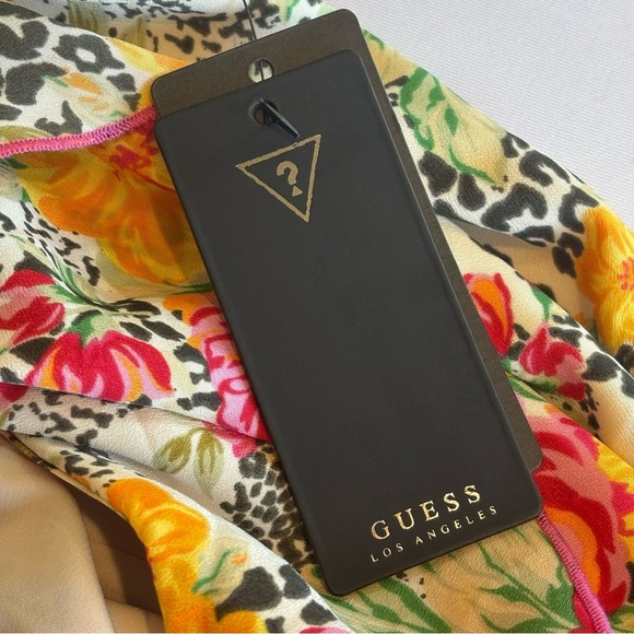 GUESS Floral Print Faux Wrap Romper with Shorts and Ruffle Accents NWT Sz Small - Picture 13 of 14